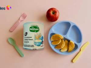 Receta para bebés de 8 meses de mini hotcakes de nestum arroz con manzana