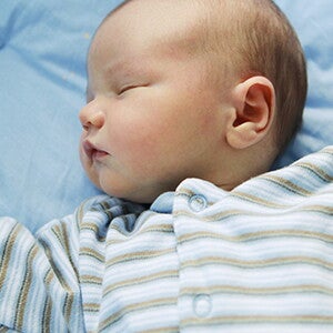 Cómo ayudar al bebé a dormir mejor Cómo ayudar al bebé a dormir mejor