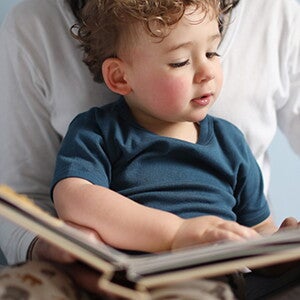 Cómo manejar los problemas de sueño de los niños pequeños Cómo manejar los problemas de sueño de los niños pequeños