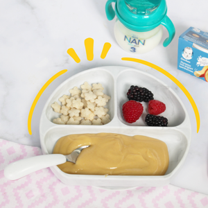 plato con yogurt y puffs Gerber vaso entrenados con leche nan 3 plato con yogurt y puffs Gerber vaso entrenados con leche nan 3