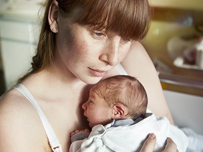 Emociones de la nueva mamá para estar atenta y cómo manejarlas. Emociones de la nueva mamá para estar atenta y cómo manejarlas.