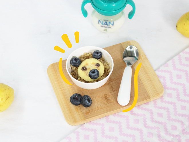 plato de quinoa con guayaba y arandanos en forma de osito vaso con leche nan plato de quinoa con guayaba y arandanos en forma de osito vaso con leche nan