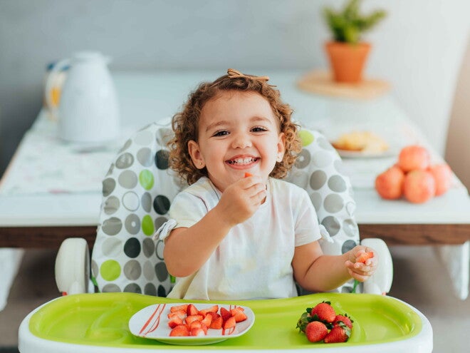 Ayuda a proteger el sistema inmune de tu bebé para cuidar su salud. La leche materna y una alimentación sana promueven el desarrollo del sistema inmune.