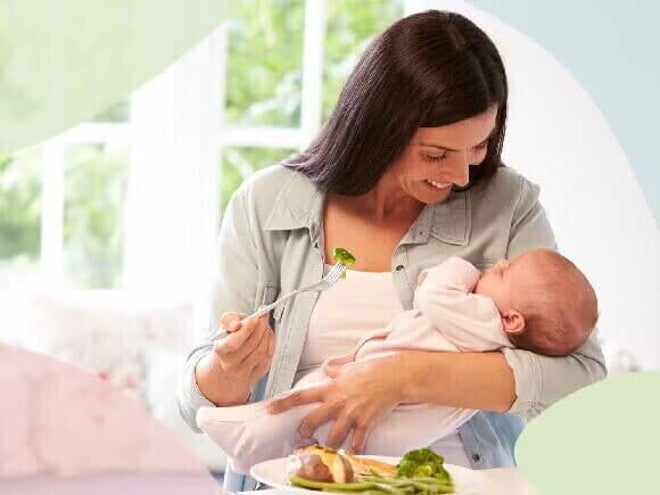 Mamá cargando a su bebe