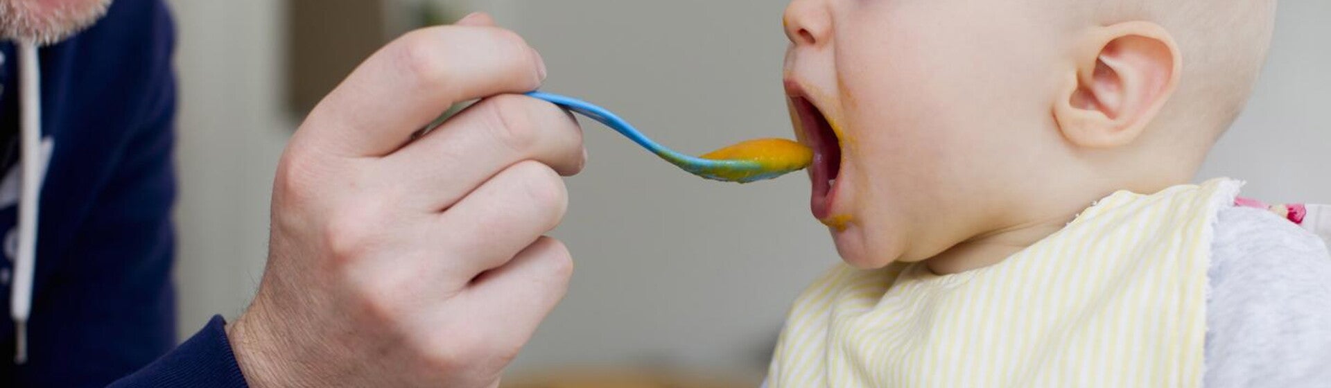 Guide to Feeding Your Baby Guide to Feeding Your Baby