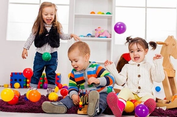 Listos para aprender jugando Niños jugando